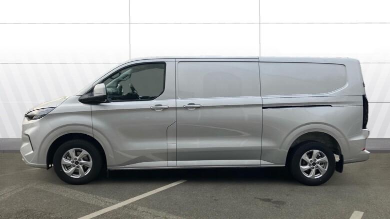 Ford Transit Custom 280 L2 Diesel Fwd 2.0 EcoBlue 136ps H1 Van Limited Auto